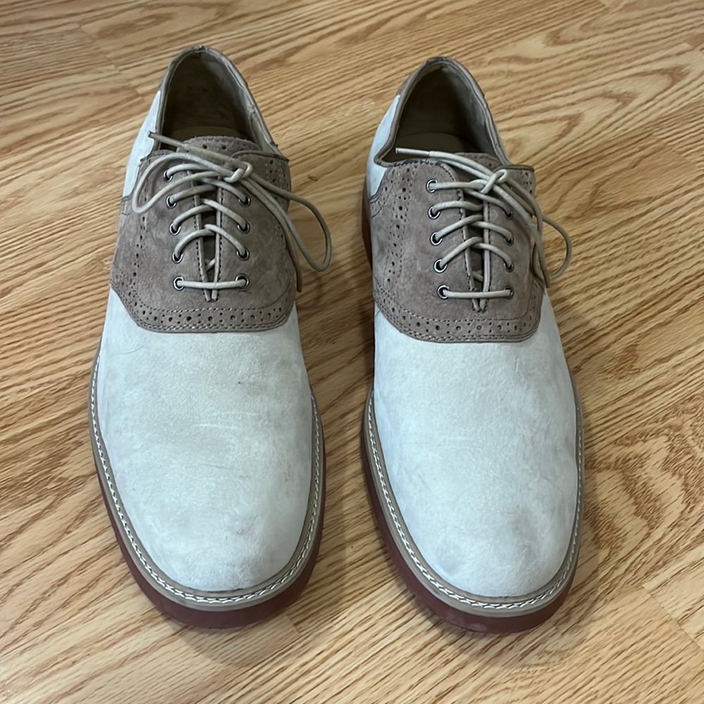 Hush puppies suede shoes